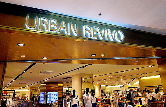 URBAN REVIVO(龙之梦购物中心虹口店)旅游景点图片