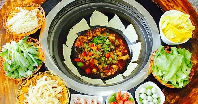 土掉渣第一烤场(万达广场店)