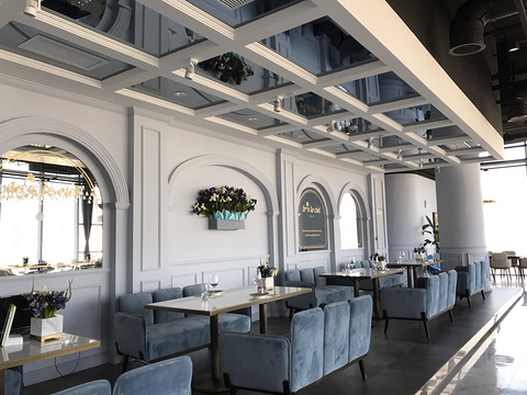 鸢尾天空法餐厅iris le ciel