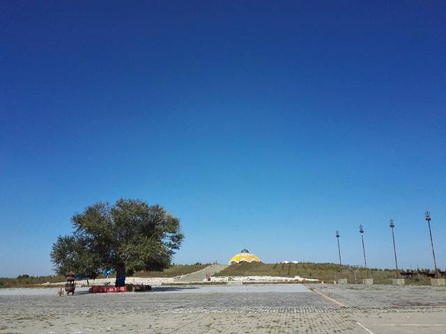 察罕苏力德风景区