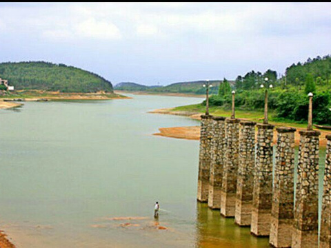 鹤地水库风景区crane reservoir