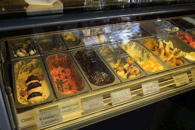 Callas Cafe & Restaurant