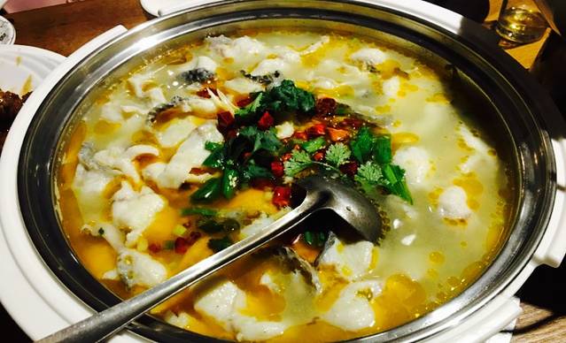 金秋酸菜鱼家常菜(潘南路店)