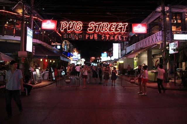 Pub Street Food House