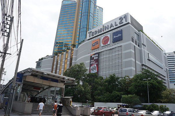 T12时尚购物中心