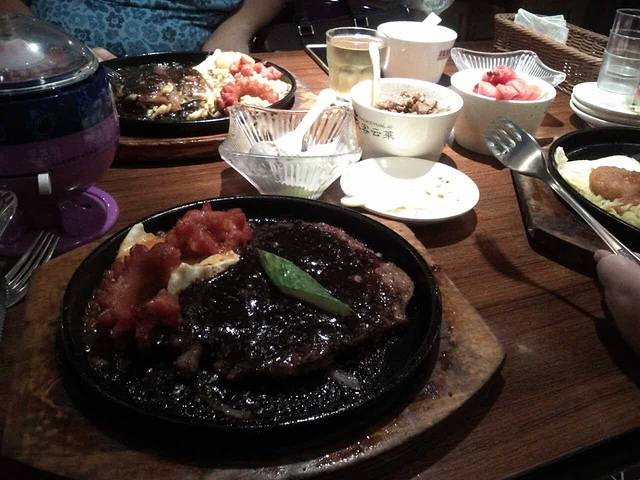 豪客云莱自助餐厅(女人街店)