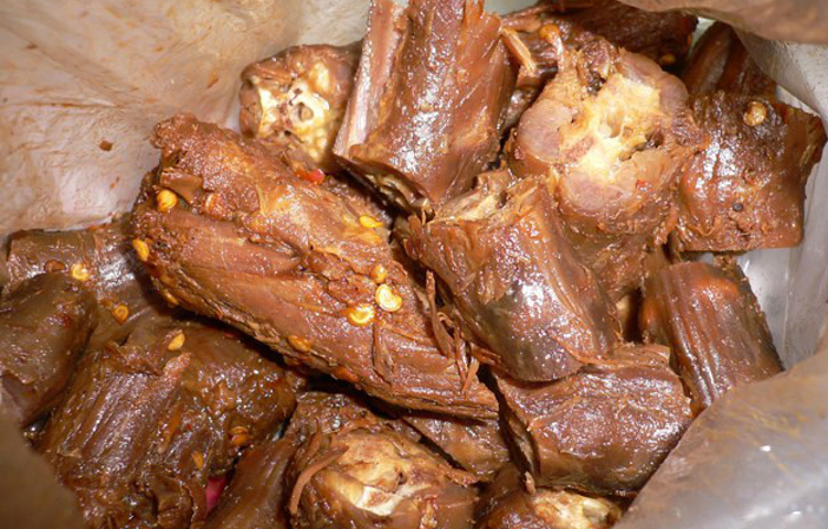 周黑鸭(万金国际广场店)