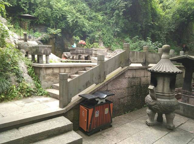 吴山景区-泼水观音