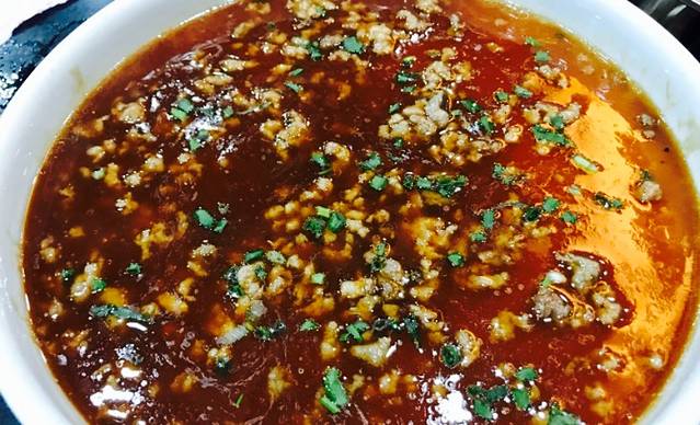 金明玉石锅酱牛肉