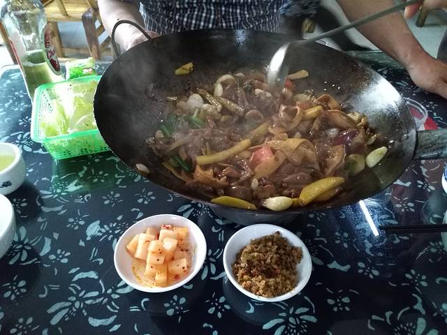 灶灶小钵菜丨三下锅(步行街店)