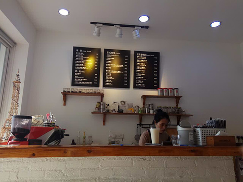 蓝花楹咖啡(海口店)的图片