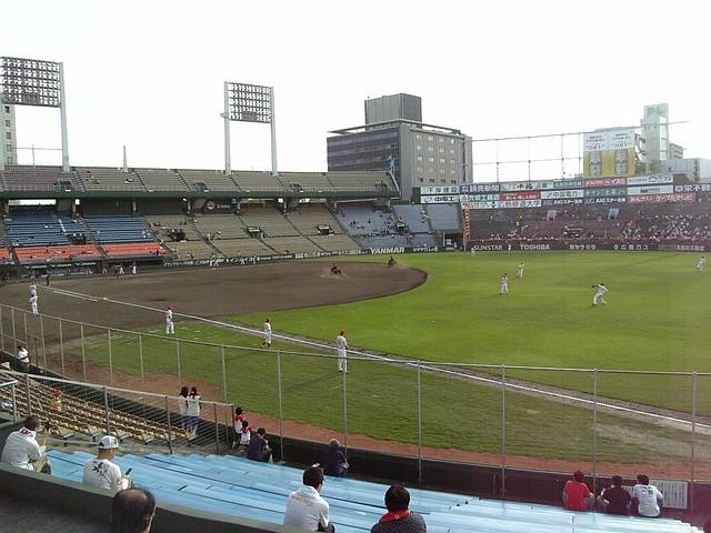 马自达Zoom-Zoom广岛球场