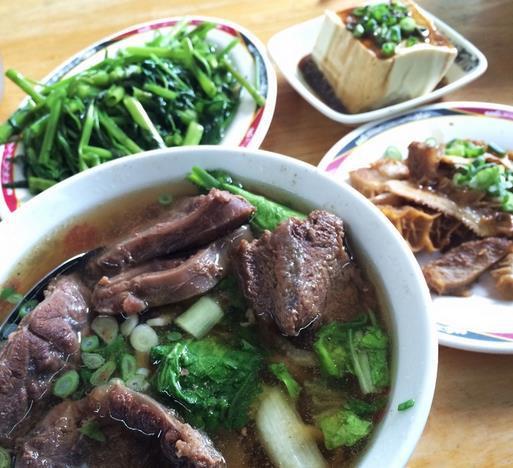 牛老二牛肉面馆