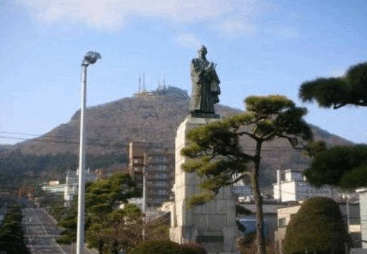 Kahei Takataya Statue旅游景点图片