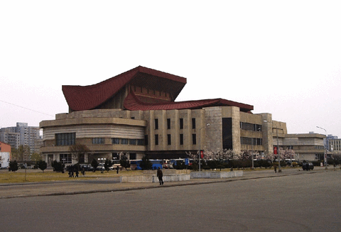 东平壤大剧院