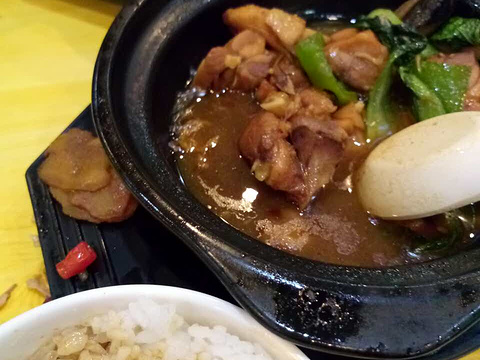 杨铭宇黄焖鸡米饭(海宁洛隆路店)旅游景点图片