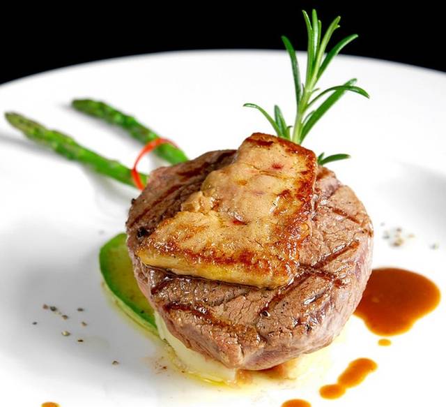 圣索亚酒店圣瑞西餐厅