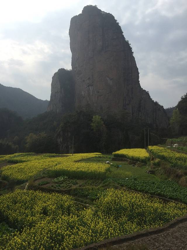 石桅岩宝亮酒楼