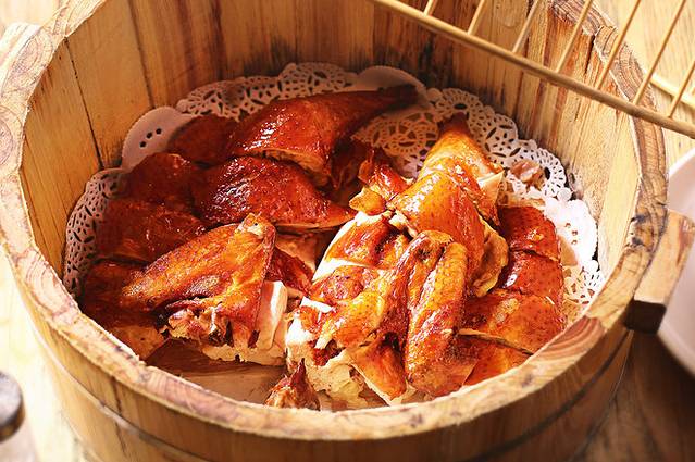 胡桃LIVE音乐酒馆(河西店)