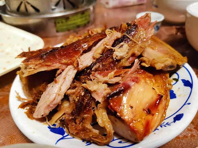 土司圣宴民族歌舞大餐藏餐