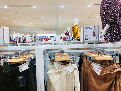 优衣库(银泰西湖店)