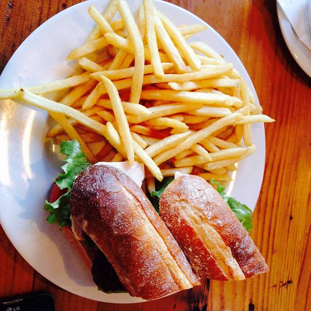 Harvest Moon Kitchen and Marketplace