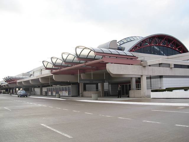 匹兹堡国际机场