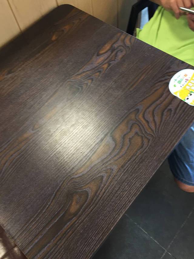 华莱士·全鸡汉堡(中大道店)