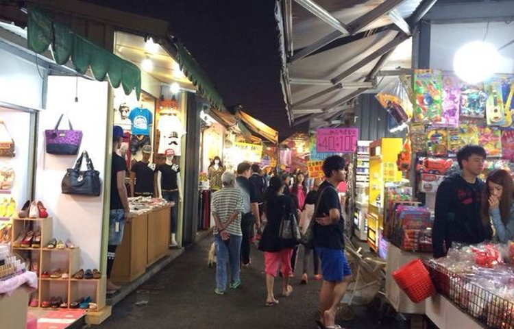 嘉乐福观光夜市