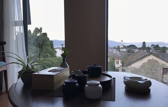 大理古城红龙井酒店·下午茶餐厅旅游景点图片