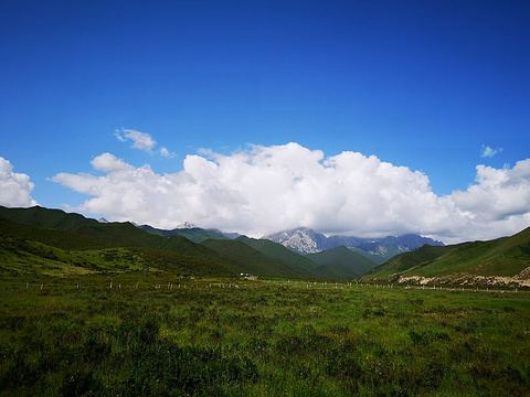 民族风情度假村