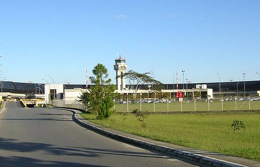 何塞·玛丽亚·科尔多瓦国际机场