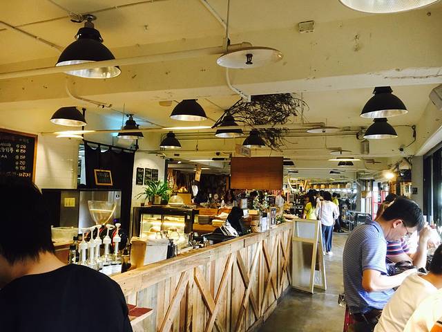 MAJI MAJI 集食行乐