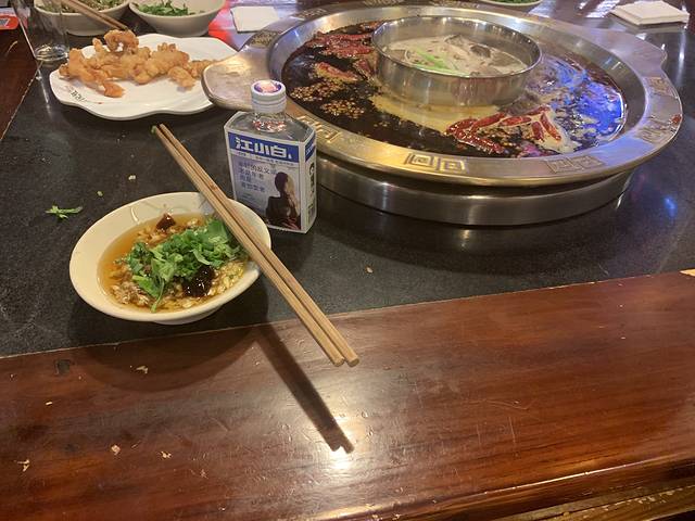 临江门记忆老火锅(西区店)