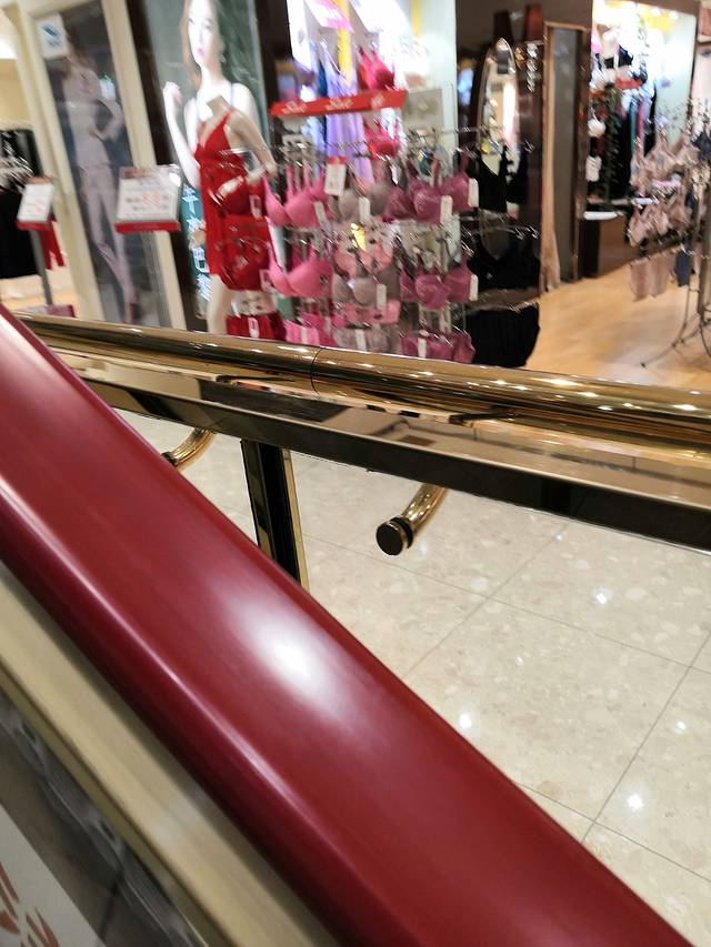 星鼎购物广场(北门店)