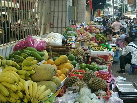 沿江三农贸市场旅游景点图片