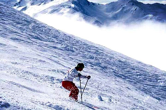 陕西商州牧护关滑雪场旅游景点图片