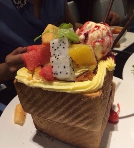 鹿港小镇(武商MAII国广店)