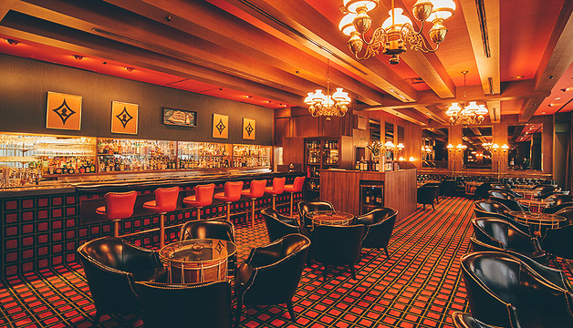 bar highlander (scottish bar)