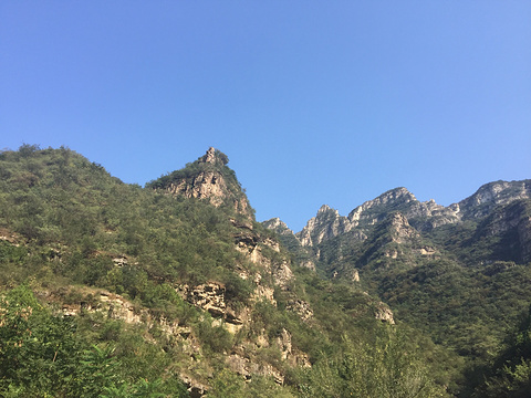 十渡孤山寨大峡谷瀑布群旅游景点图片