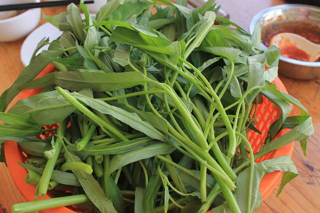 阿婆东山羊肉店(鸿港海鲜批发市场店)