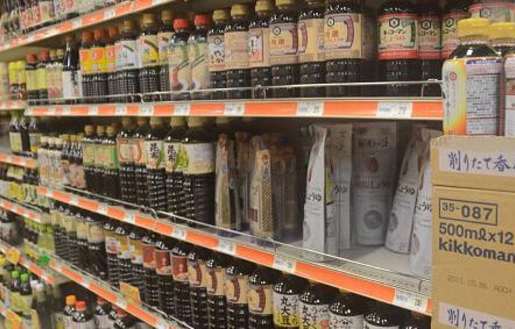 コアビバイ総合衣料阿部