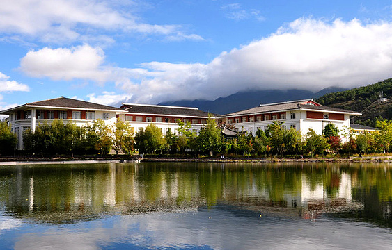 云南大学旅游文化学院旅游景点图片