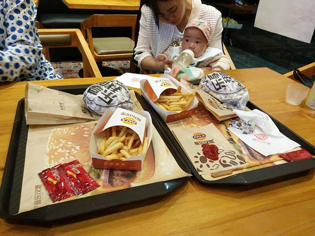 派乐汉堡·炸鸡(三医院店)