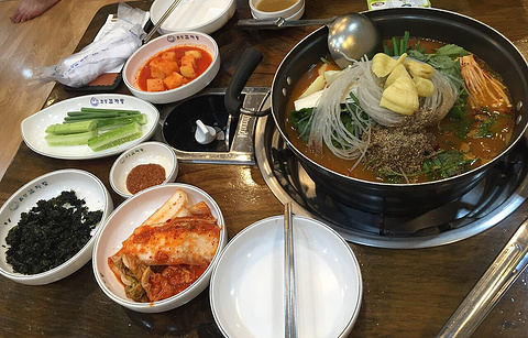 Wondang Pork Back-Bone Stew
