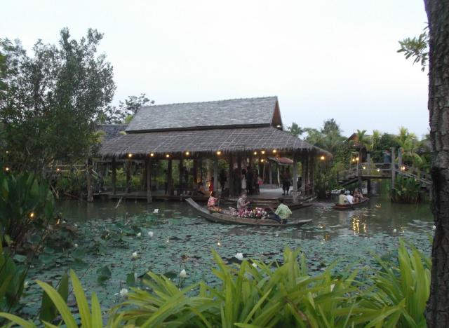 普吉暹罗梦幻剧场