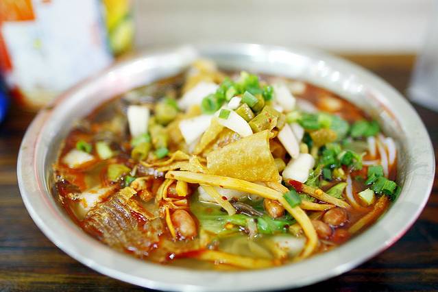 神卤米粉(正阳步行街店)