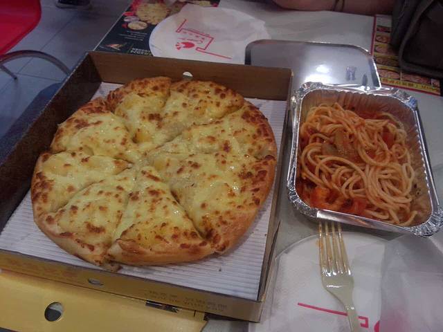 尊宝比萨(南海广场店)