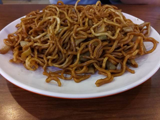 隆华奥特莱斯购物广场