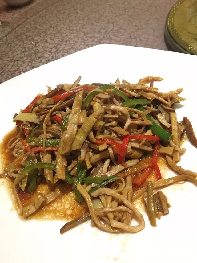 徽苑一楼(钱贵店)